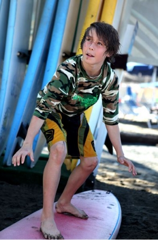  冲浪板上的平衡 